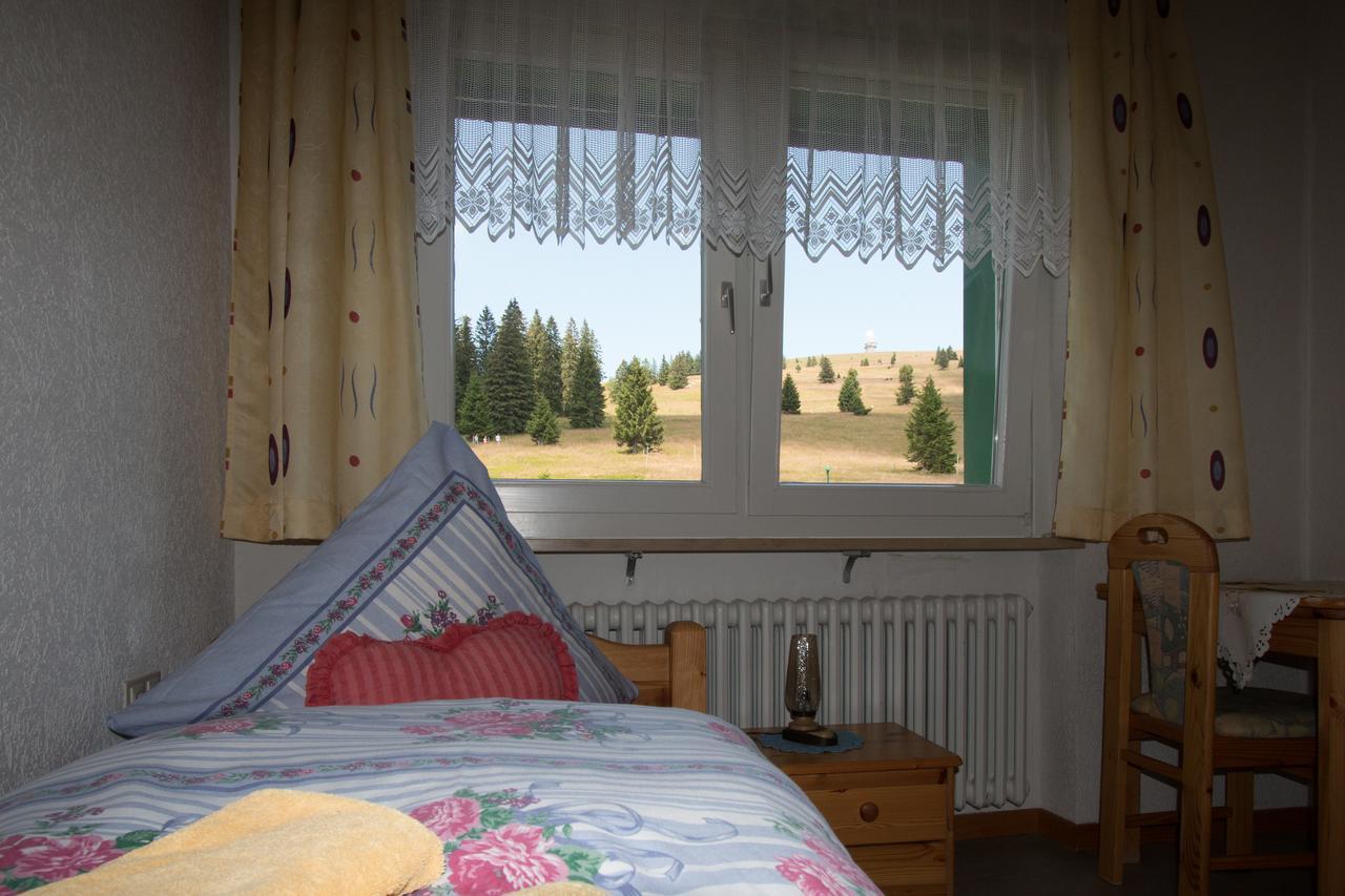 Berggasthof-Pension Todtnauer Hutte Фельдберг Экстерьер фото